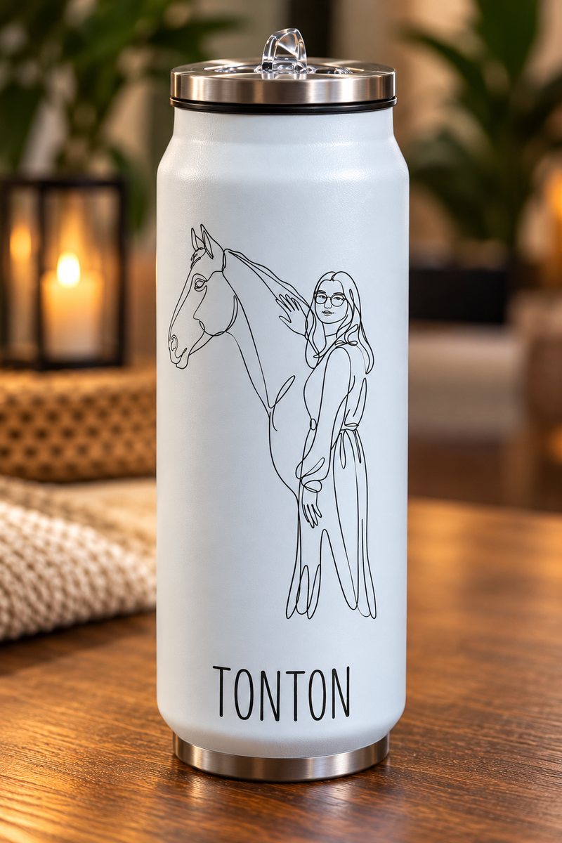 Gourde blanche personnalisée en impression UV avec un portrait dessiné au trait et le mot TONTON
